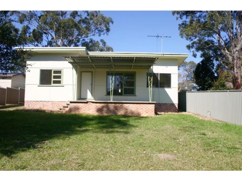 55 Vales Rd, Mannering Park NSW 2259