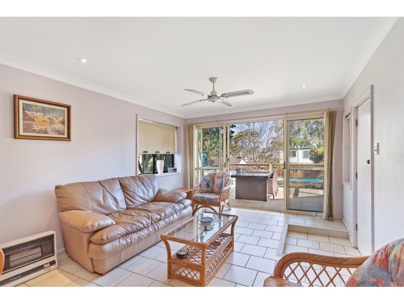 27 Sixth Avenue, Toukley NSW 2263