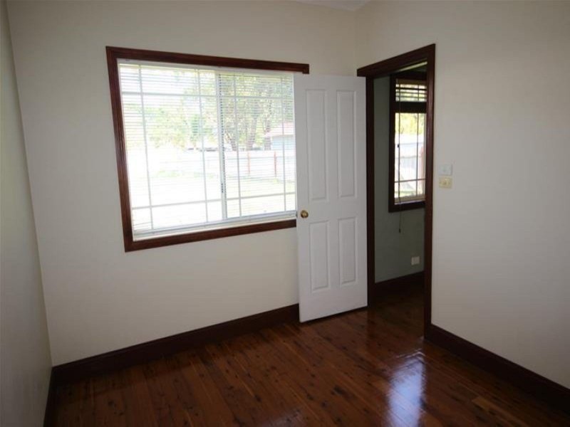 34 Barton Road, Doyalson NSW 2262