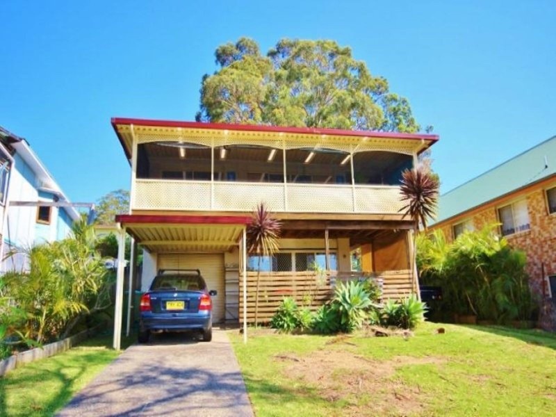51 Winbin Crescent, Gwandalan NSW 2259