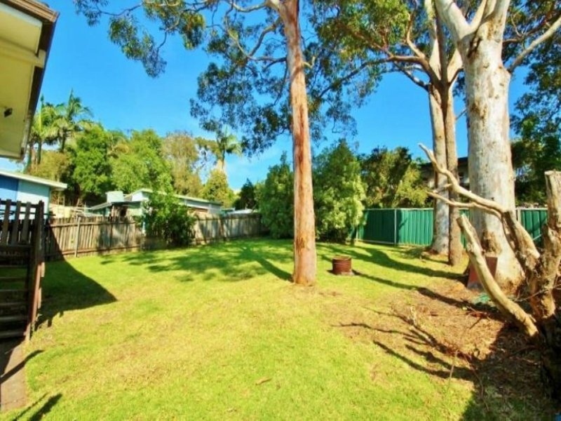 51 Winbin Crescent, Gwandalan NSW 2259