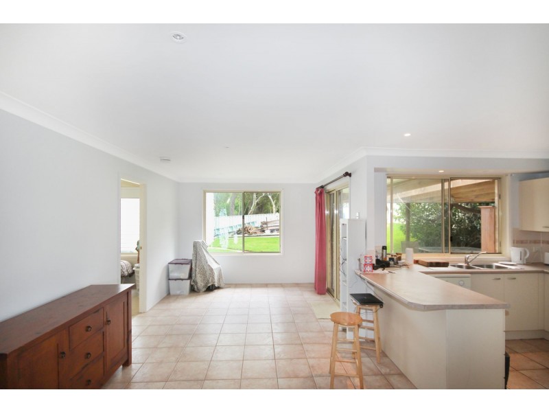 4 Goorawin Street, Gwandalan NSW 2259