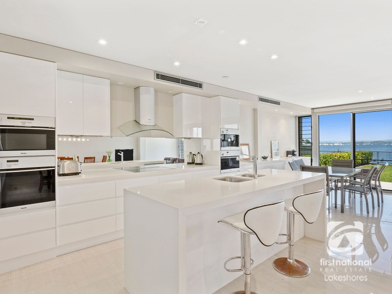 17A New Street, Belmont South NSW 2280