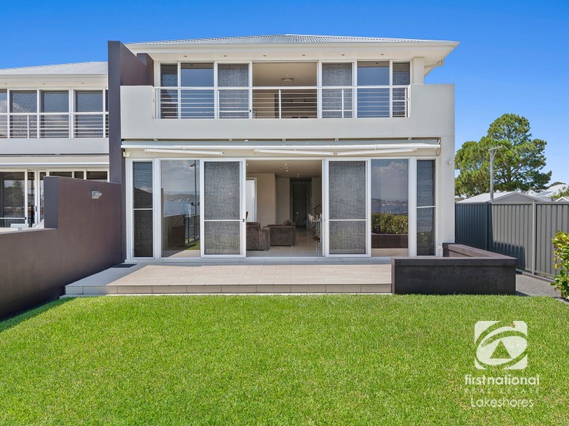 17A New Street, Belmont South NSW 2280
