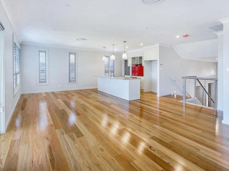 31 Woolana Avenue, Budgewoi NSW 2262