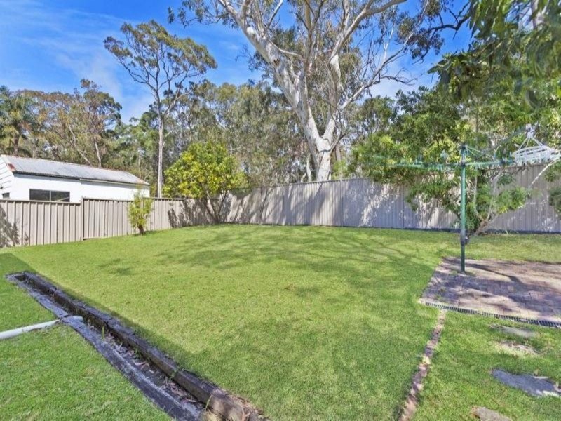 29 Yeramba Road, Summerland Point NSW 2259