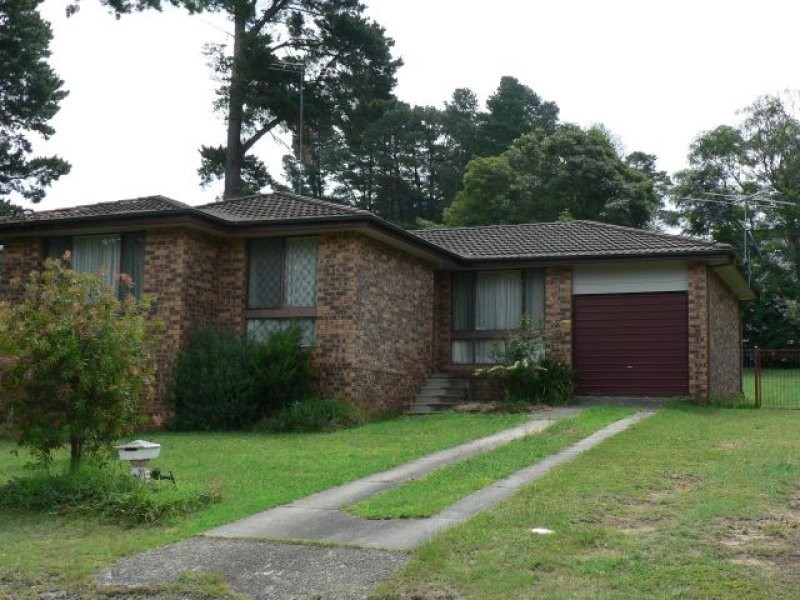 6 Brook Street, Hazelbrook NSW 2779