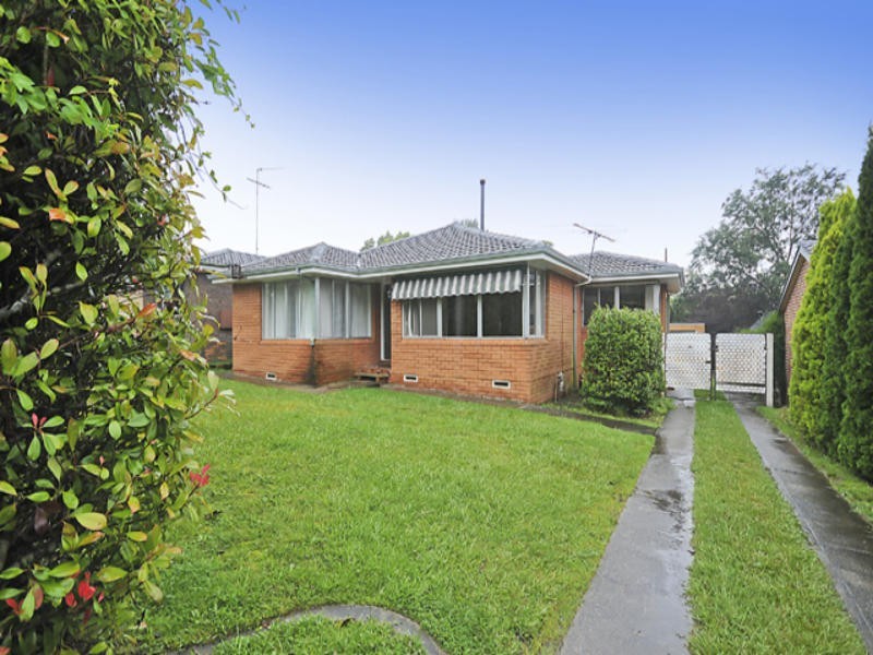 12 FITZGERALD STREET, Wentworth Falls NSW 2782