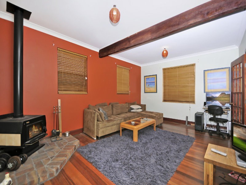 21 Taylor Road, Woodford NSW 2778