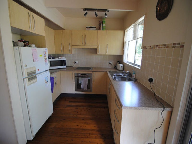 7 Eigth Avenue, Toukley NSW 2263