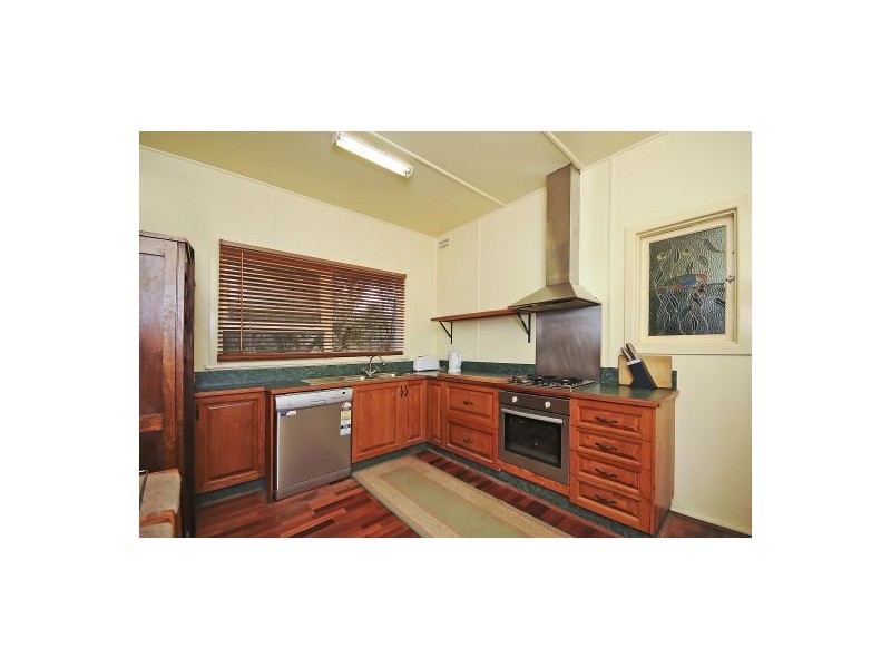 24 Landseer Ave, Hazelbrook NSW 2779