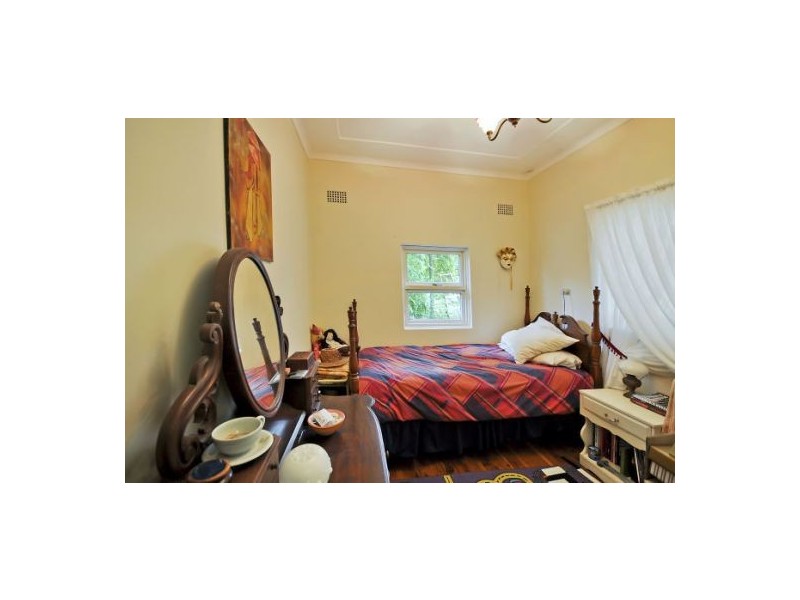 61 Hay, Bullaburra NSW 2784