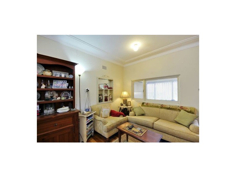 61 Hay, Bullaburra NSW 2784