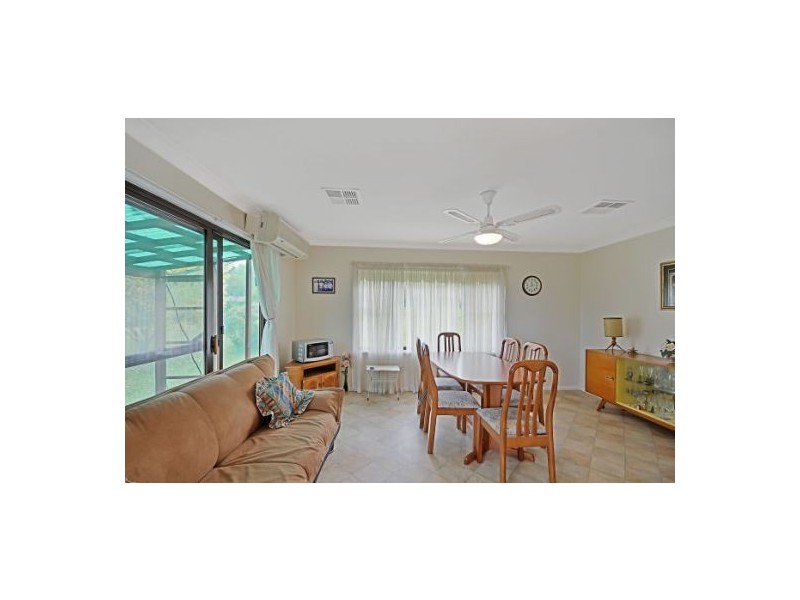 2 Wide View Avenue, Woodford NSW 2778