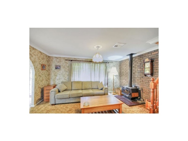 2 Wide View Avenue, Woodford NSW 2778