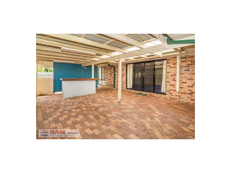 7 Solo Court, Beachmere QLD 4510
