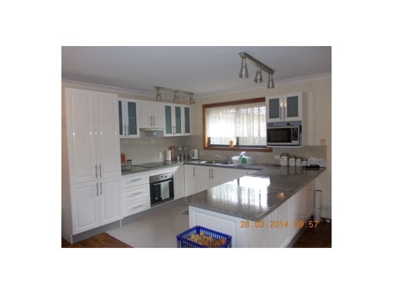 30 Bishop Road, Beachmere QLD 4510