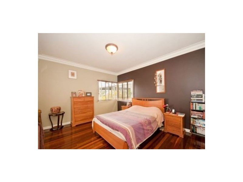 15 Drake Street, Everton Park QLD 4053