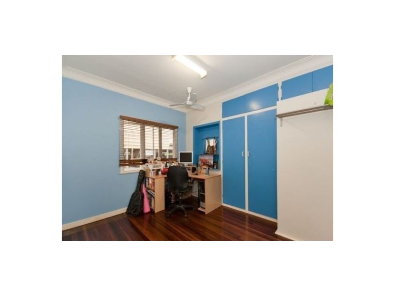 15 Drake Street, Everton Park QLD 4053