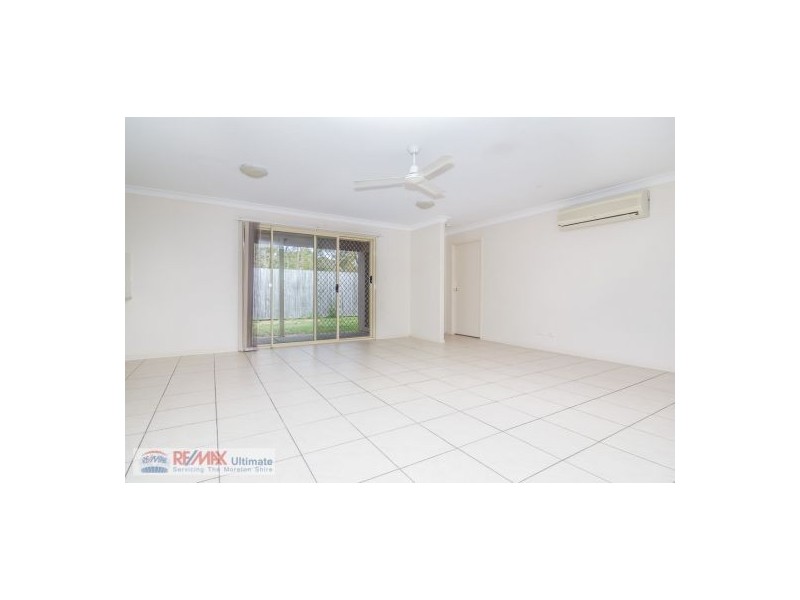12 Yaraan Crescent, Beachmere QLD 4510
