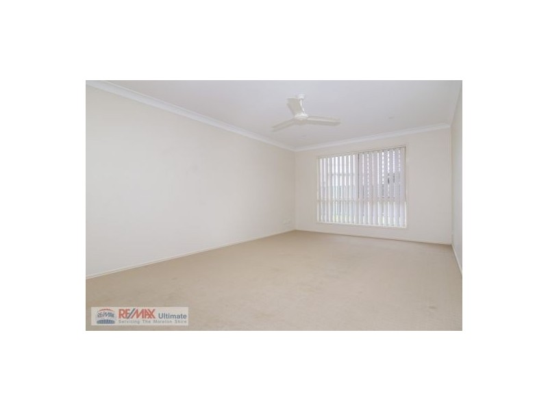 12 Yaraan Crescent, Beachmere QLD 4510