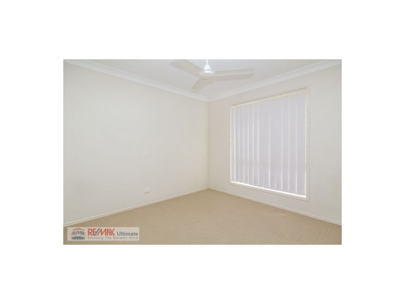 12 Yaraan Crescent, Beachmere QLD 4510