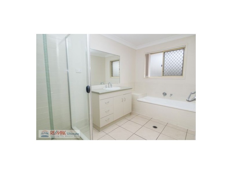 12 Yaraan Crescent, Beachmere QLD 4510