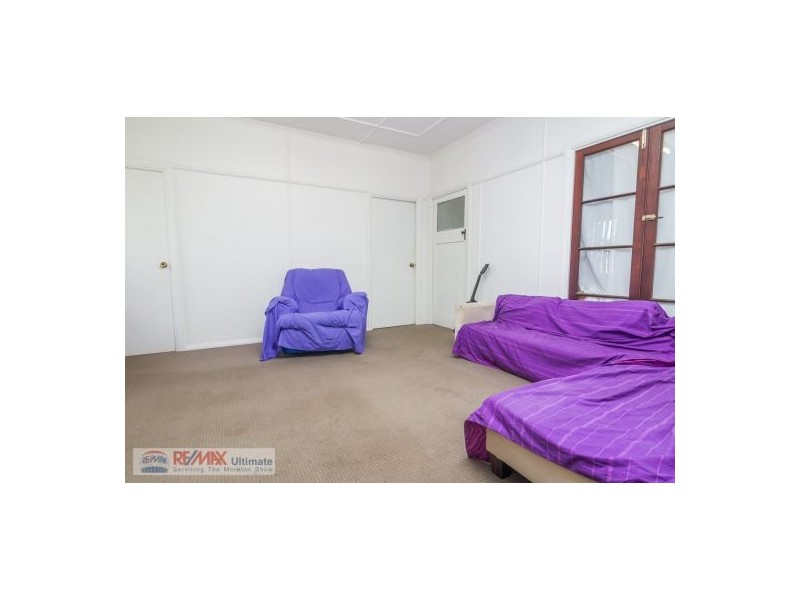 867 Beachmere Road, Beachmere QLD 4510