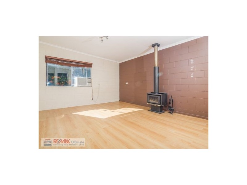 8 Dwyer Street, Beachmere QLD 4510
