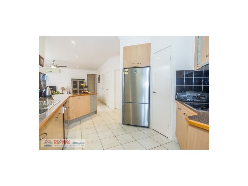 6 Mitta Crescent, Narangba QLD 4504