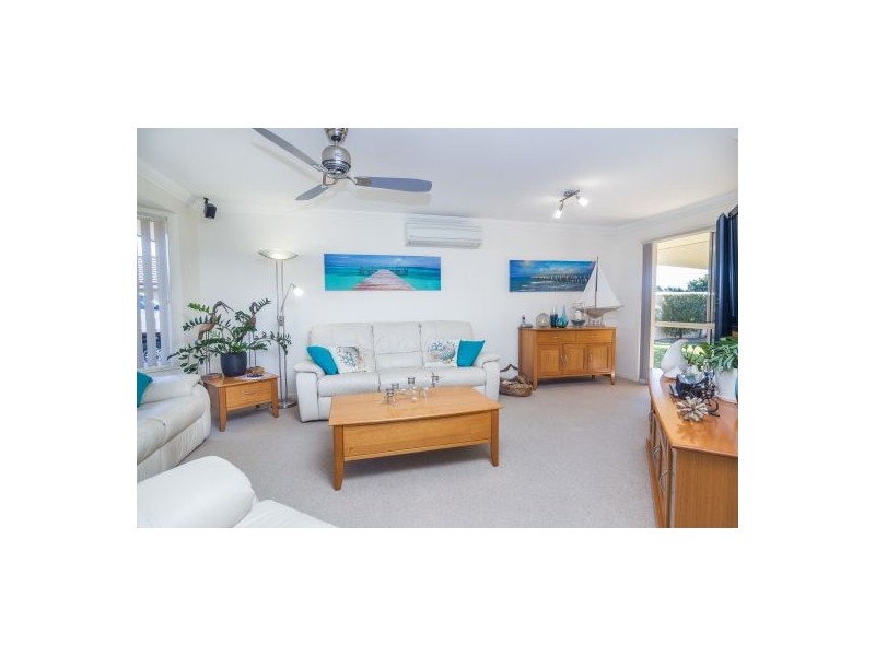 18 Amie Louise Place, Bellmere QLD 4510