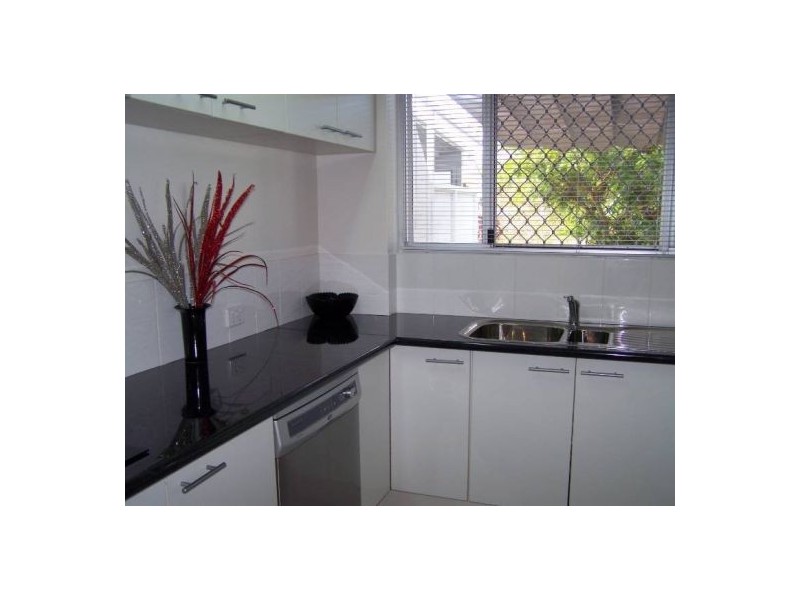 9b/10 Spinnaker Drive, Sandstone Point QLD 4511