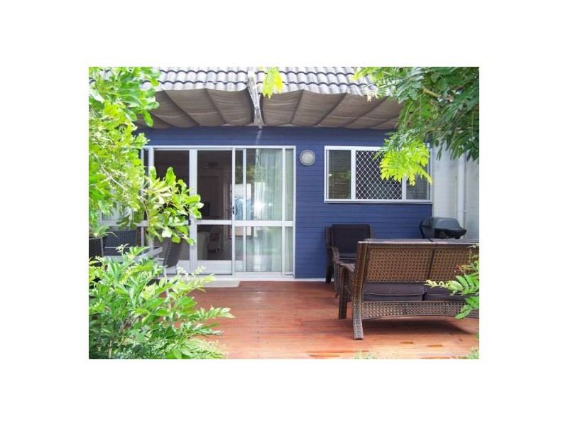 9b/10 Spinnaker Drive, Sandstone Point QLD 4511