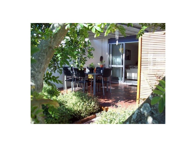 9b/10 Spinnaker Drive, Sandstone Point QLD 4511
