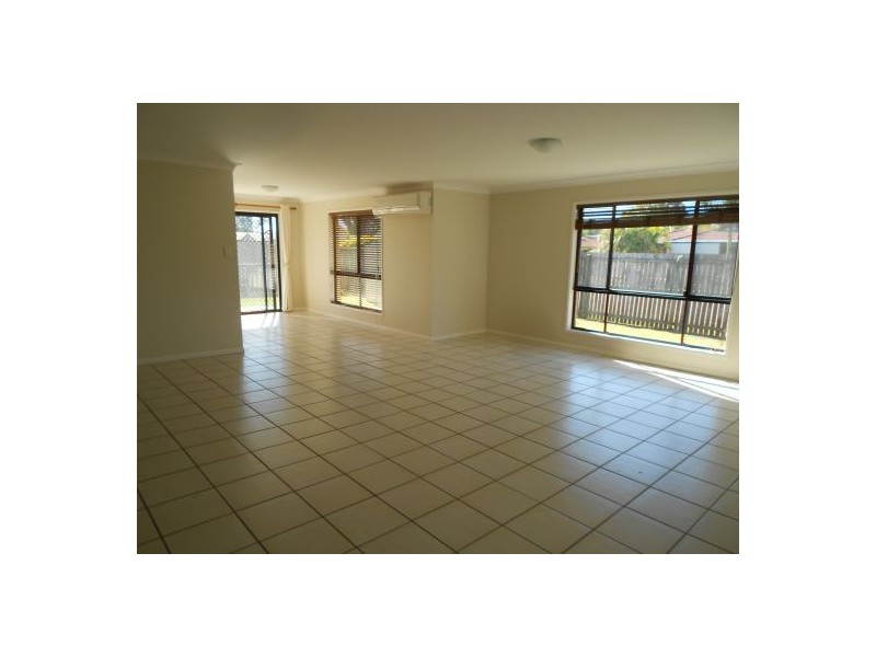 15 Glenn Street, Morayfield QLD 4506