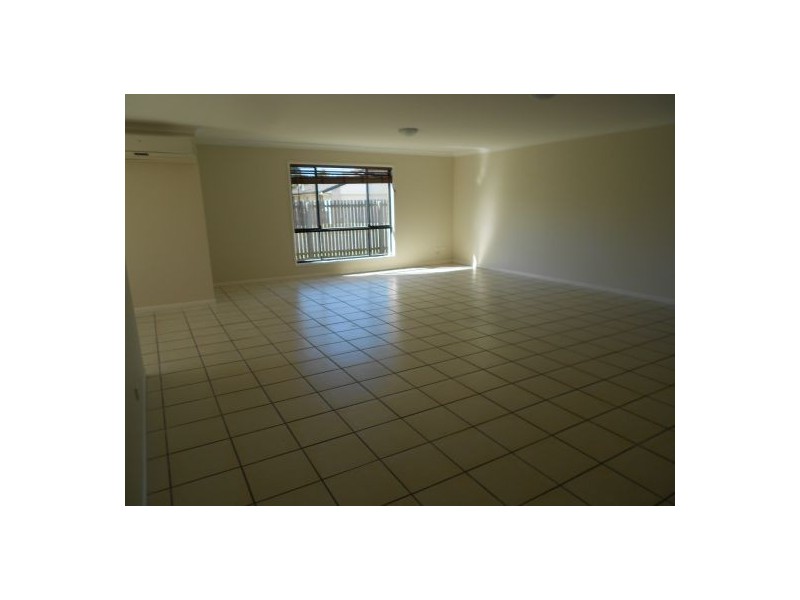 15 Glenn Street, Morayfield QLD 4506