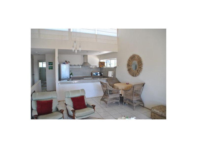 21B/10 Spinnaker Drive, Sandstone Point QLD 4511