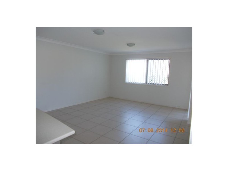 2/63 Higgs Street, Rothwell QLD 4022