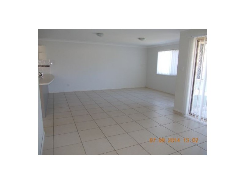 2/63 Higgs Street, Rothwell QLD 4022