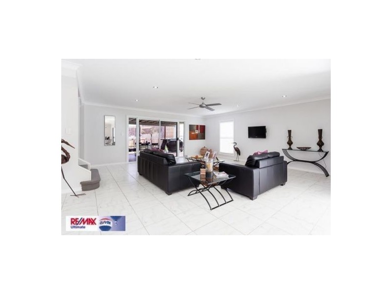 60 Victoria Parade, Coochiemudlo Island QLD 4184
