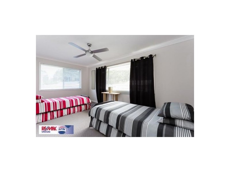 60 Victoria Parade, Coochiemudlo Island QLD 4184