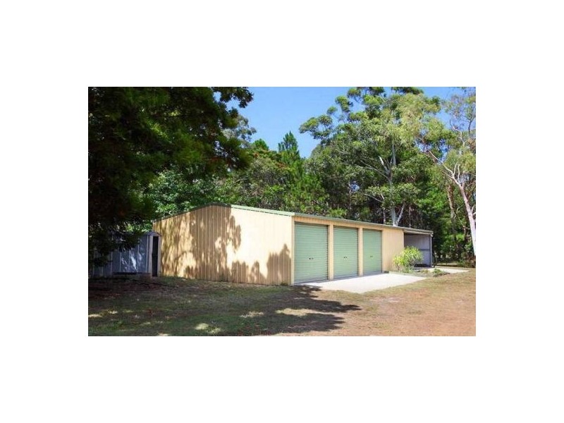 381 Bishop Road, Beachmere QLD 4510