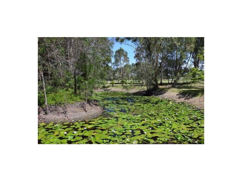 381 Bishop Road, Beachmere QLD 4510