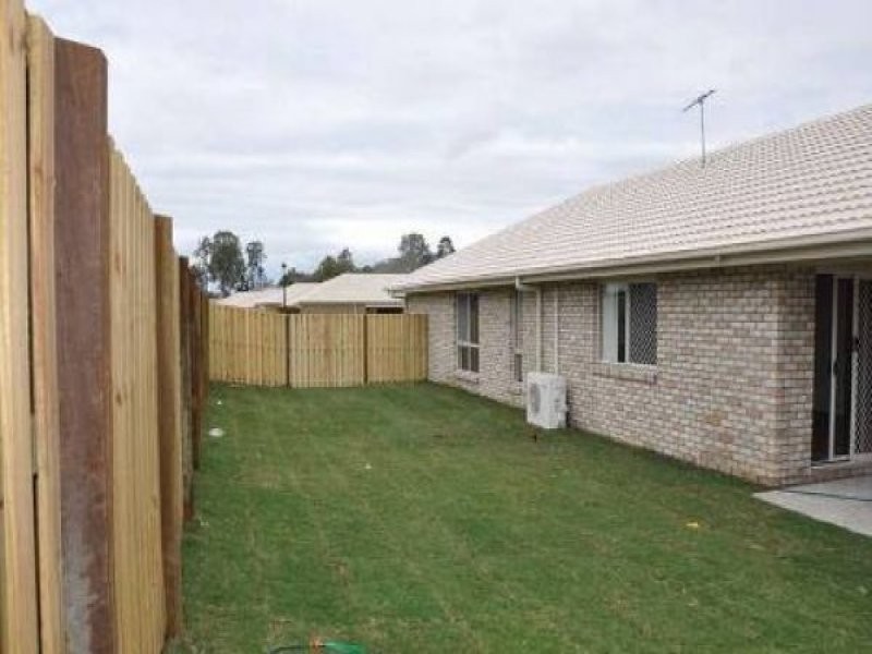 19 Peacherine Circuit, Bellmere QLD 4510