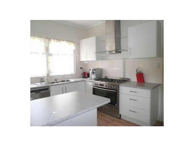 21 Irvine Street, Mitchelton QLD 4053