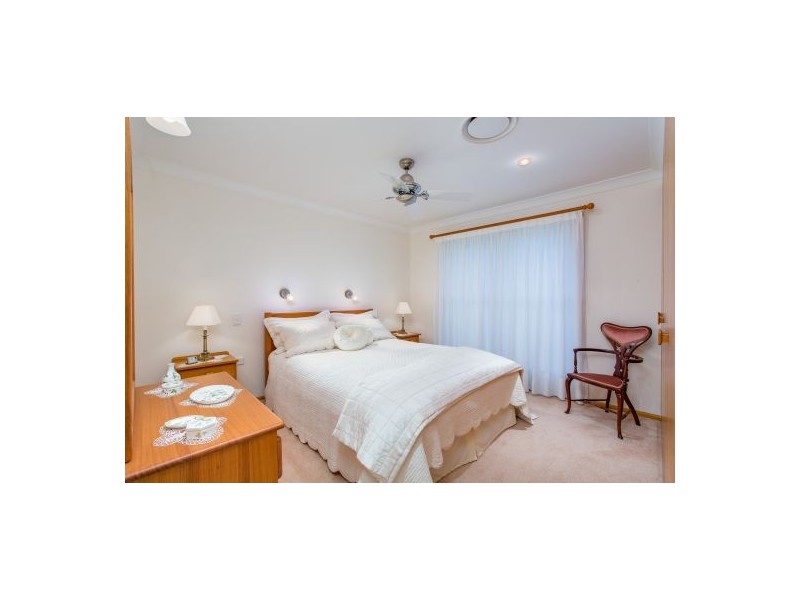 1 Cocos Drive, Ningi QLD 4511