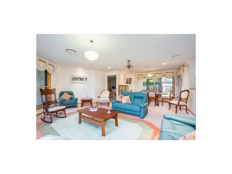 1 Cocos Drive, Ningi QLD 4511