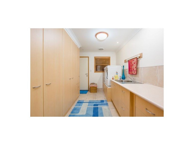 1 Cocos Drive, Ningi QLD 4511