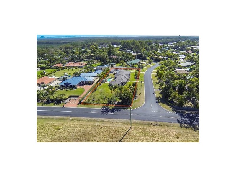 1 Cocos Drive, Ningi QLD 4511