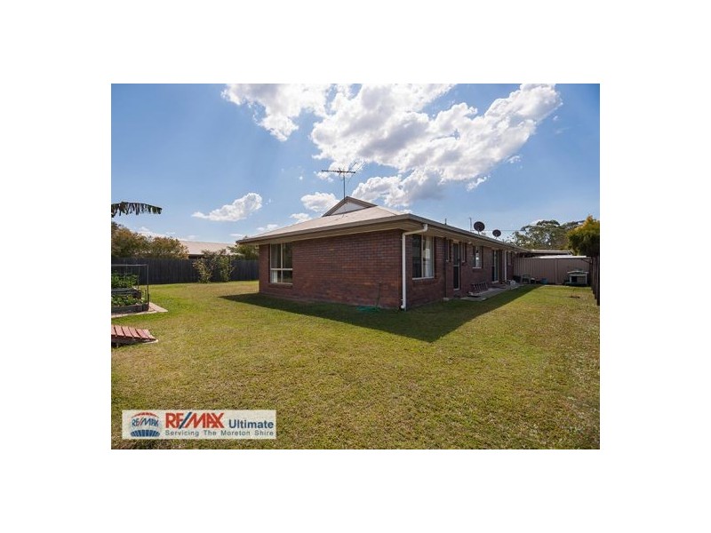 2/42 Bluebell Street, Caboolture QLD 4510